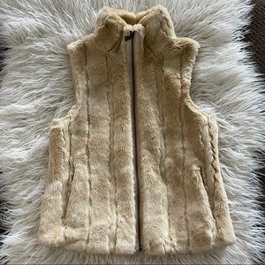 Express Lined Cozy Collar Faux Fur Vest Cream Zipper Closure Size XS (0-2)